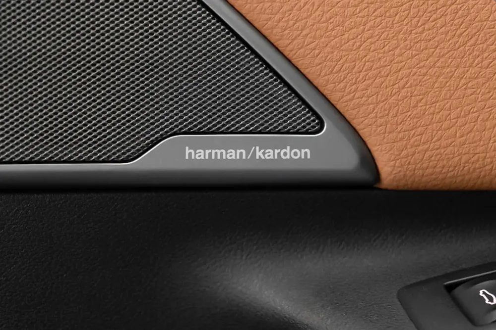 3,362 / 60 month’s | 0% DP |  2022 BMW 530i M-Sport / BMW Warranty and Service Contract - Image 10