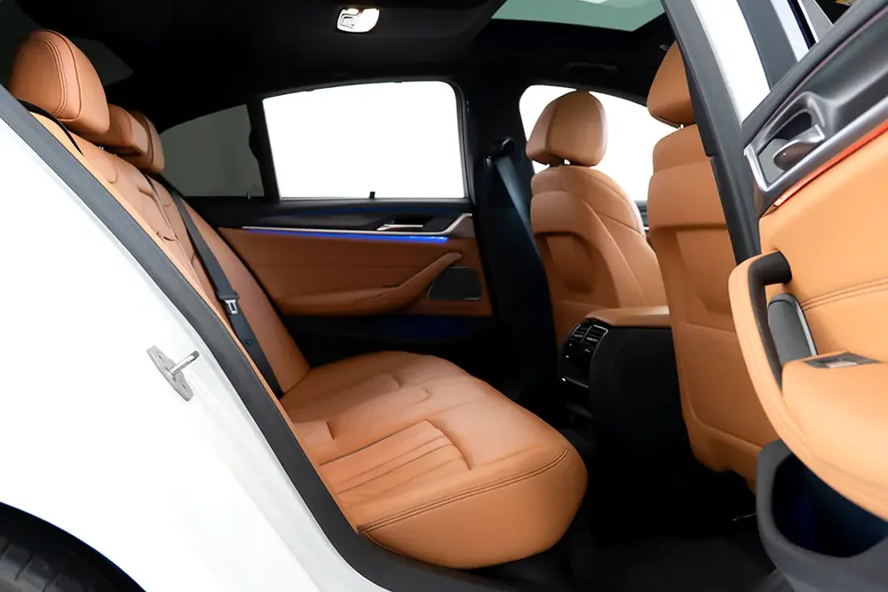 3,362 / 60 month’s | 0% DP |  2022 BMW 530i M-Sport / BMW Warranty and Service Contract - Image 13