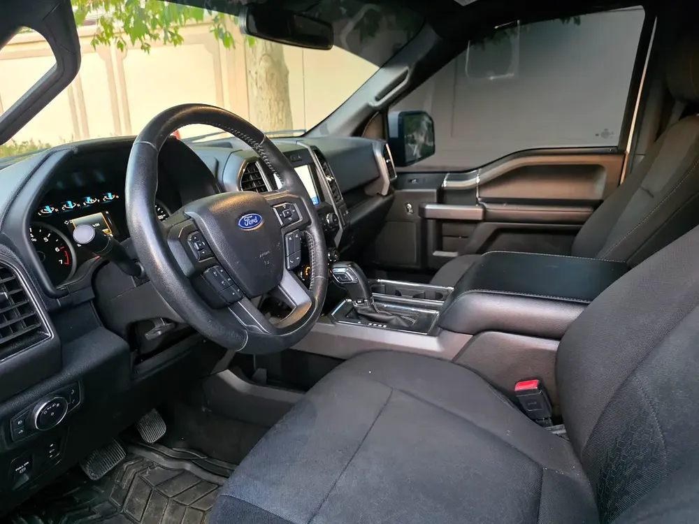 Ford F-150 XLT 2020 American Specs - Low Mileage & Excellent Condition - Image 14
