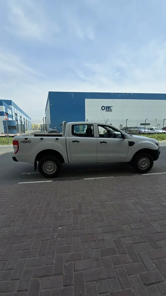 Ford Ranger 2017 ( 4x4)  GCC Specs - Reliable Pickup Truck - Image 12
