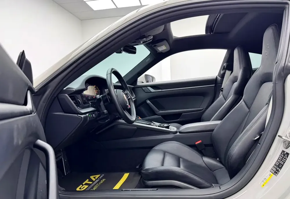 2025 Porsche 911 Carrera, 2 Years Porsche Warranty, Full Porsche Service History, Euro - Image 8