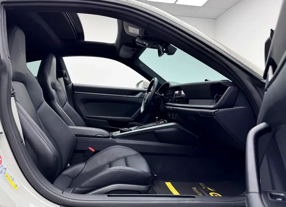 2025 Porsche 911 Carrera, 2 Years Porsche Warranty, Full Porsche Service History, Euro - Image 9