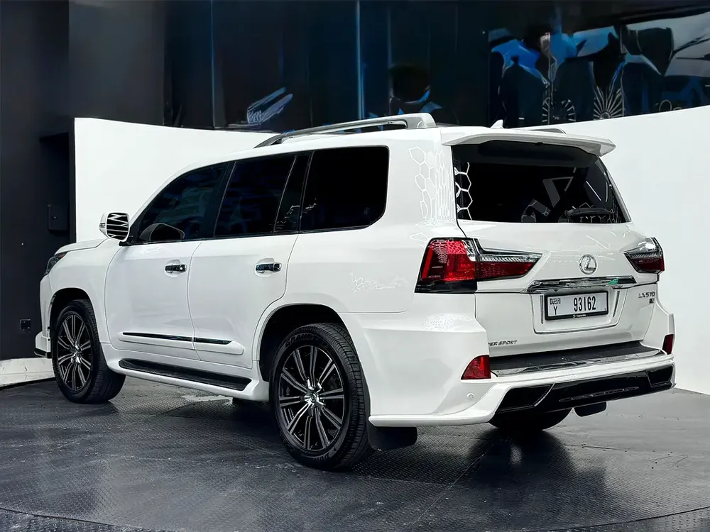 Lexus LX570 Super Sport - Image 5