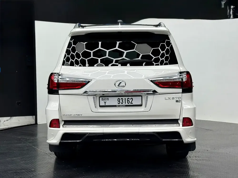 Lexus LX570 Super Sport - Image 6