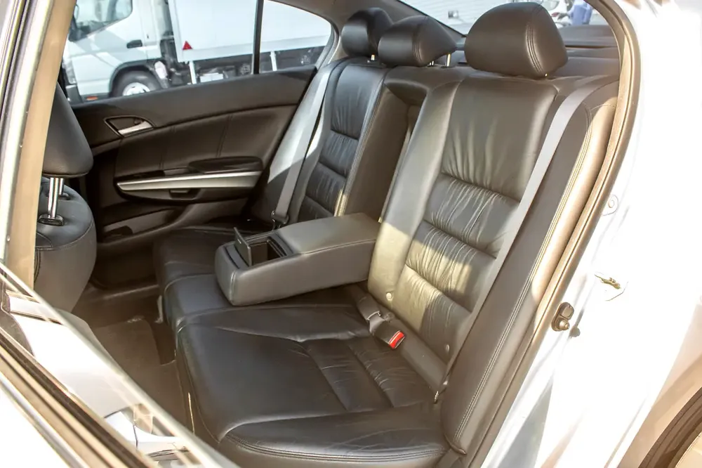 2009 HONDA ACCORD - 3.5L, FROM KOREA, ACCIDENT FREE - Image 8