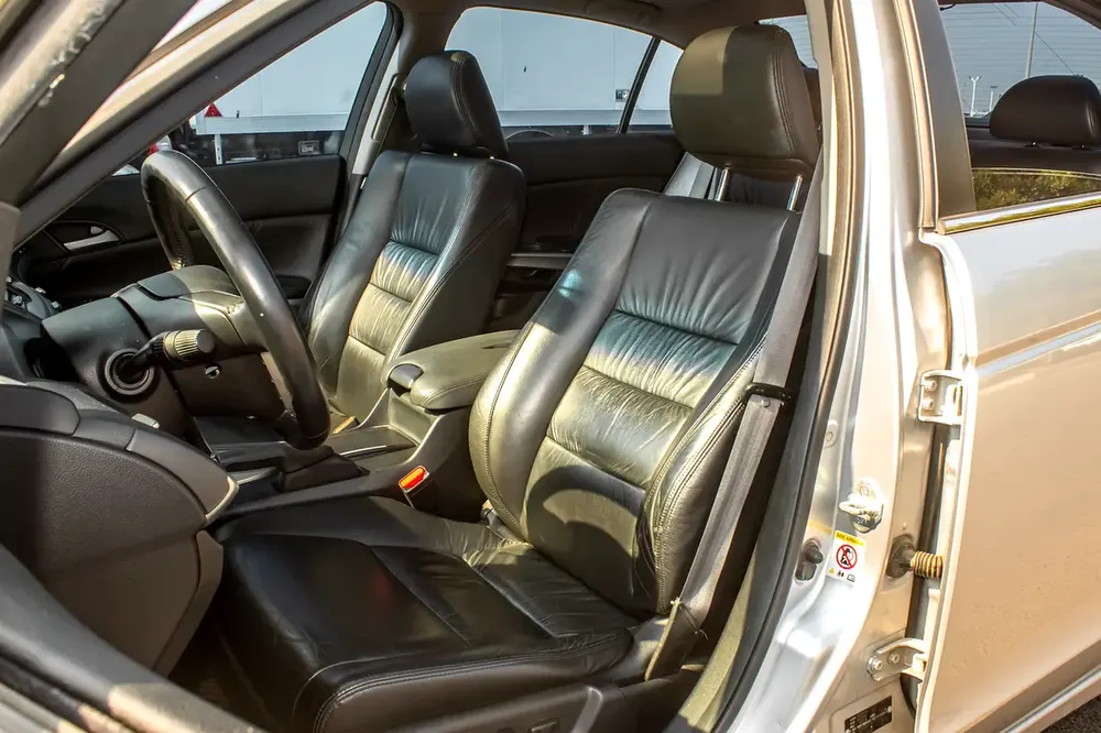 2009 HONDA ACCORD - 3.5L, FROM KOREA, ACCIDENT FREE - Image 9