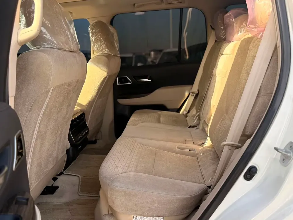 Toyota Land Cruiser VXR 3.5 2023 - Image 14