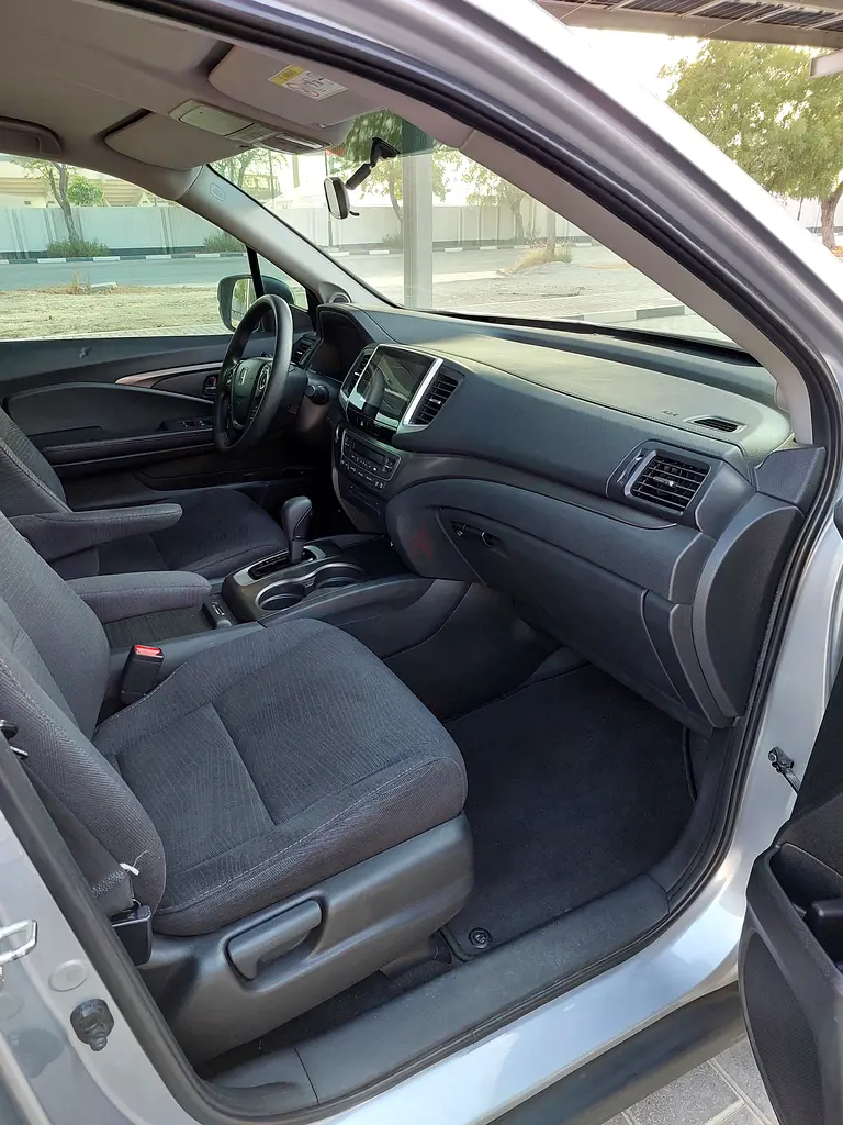 Honda pilot ex with service history from agency only 110,000 km.! - Image 10