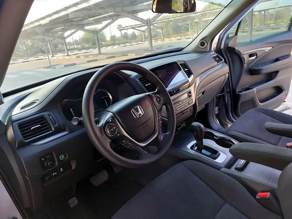 Honda pilot ex with service history from agency only 110,000 km.! - Image 15