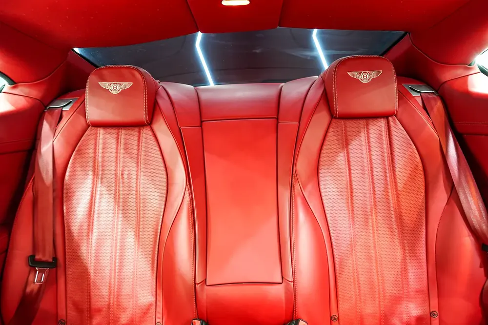 2014 Bentley Continental GT, V8, GCC Specs!! - Image 11