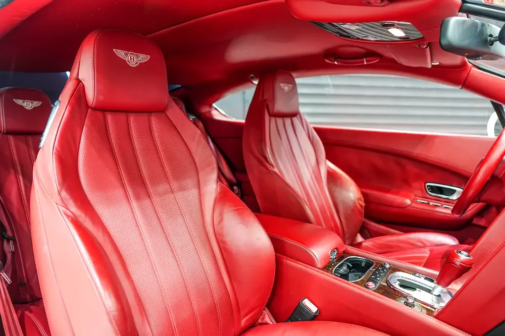 2014 Bentley Continental GT, V8, GCC Specs!! - Image 8
