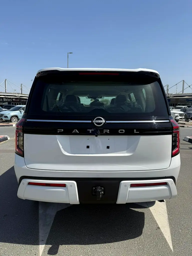 Nissan Patrol XE 2026 - GCC Specs - Brand New - Image 5