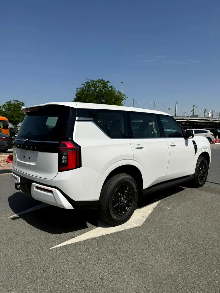 Nissan Patrol XE 2026 - GCC Specs - Brand New - Image 6
