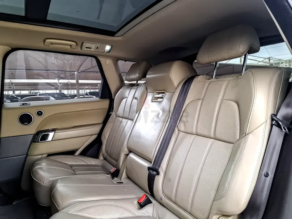 AED 1936/month | 2016 Land Rover Range Rover Sport  | GCC Specs | Ref#467565 - Image 13