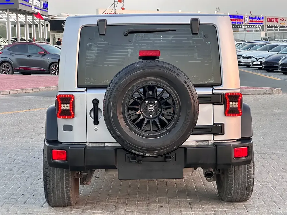 Jeep wrangler sahara 2016 GCC Automatic gear full upgraded rubicon - Image 13