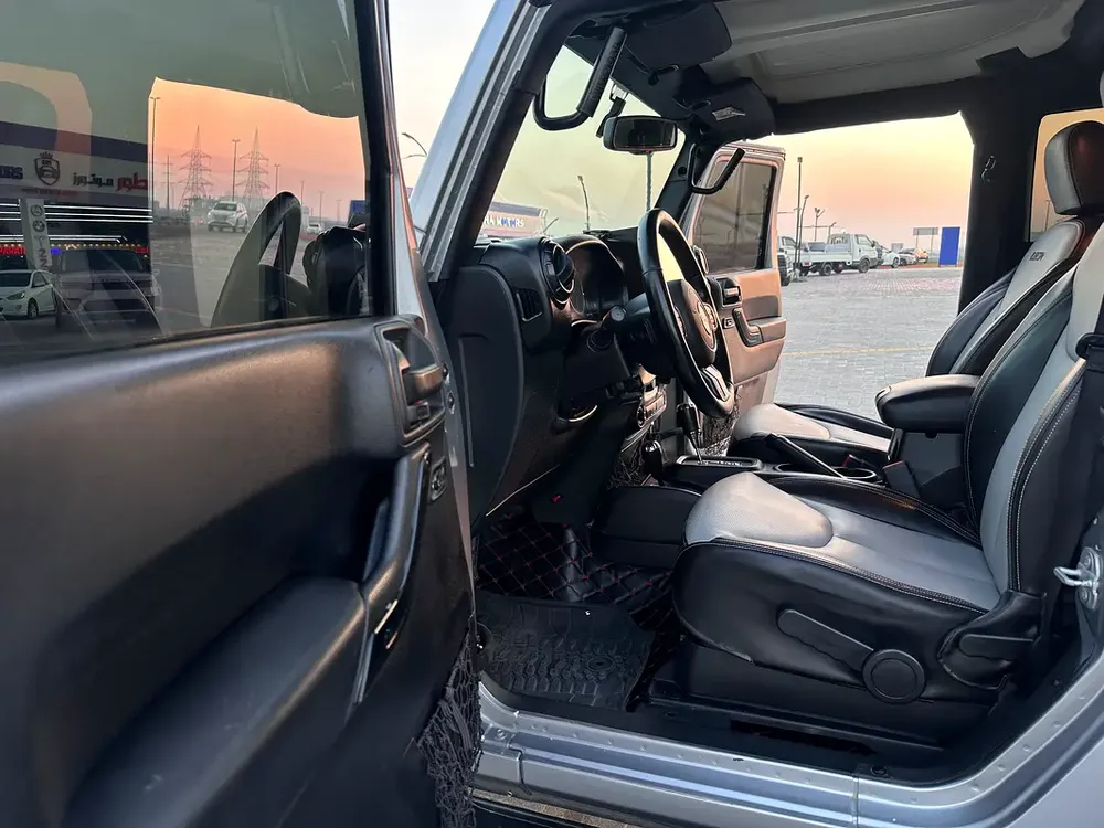 Jeep wrangler sahara 2016 GCC Automatic gear full upgraded rubicon - Image 6