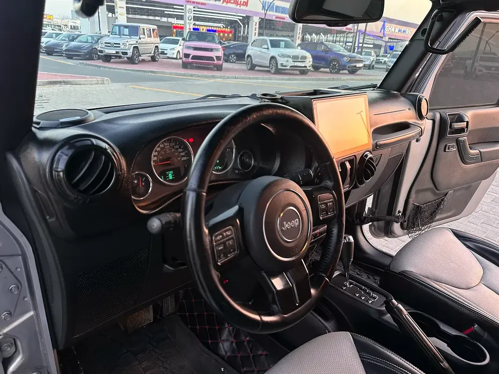 Jeep wrangler sahara 2016 GCC Automatic gear full upgraded rubicon - Image 7