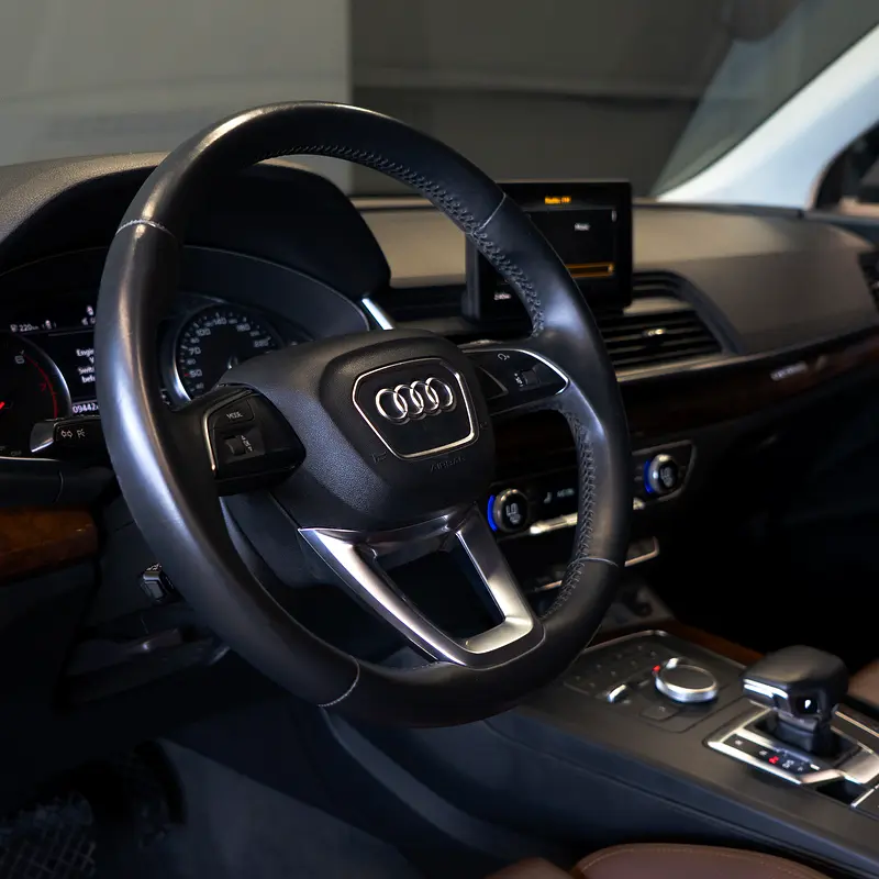 AED 1,628 pm • 0% Downpayment • Audi Q5 45Tfsi • 1 Year Warranty - Image 8