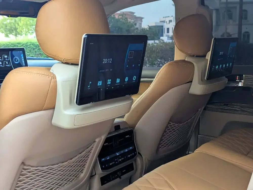 TOYOTA LAND CRUISER 2014 FACELIFTED 2025 WITH INTERIOR AND EXTERIOR V6 4.0L IN EXCELLENT CONDITION - Image 6