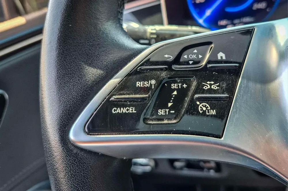 AED 2659/month | 2023 Mercedes-Benz EQE  | GCC Specs | Ref#452379 - Image 11