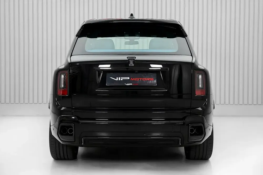 ROLLS ROYCE CULLINAN BLACK BADGE, 2026, GCC, WARRANTY AND SERVICE CONTRACT, ZERO KM - Image 5