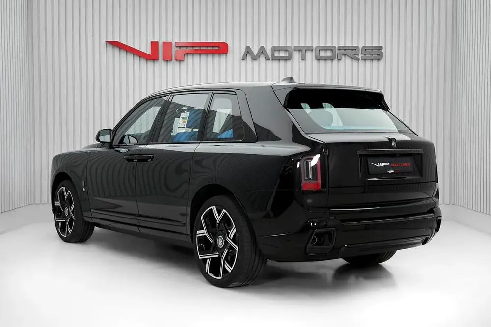 ROLLS ROYCE CULLINAN BLACK BADGE, 2026, GCC, WARRANTY AND SERVICE CONTRACT, ZERO KM - Image 6