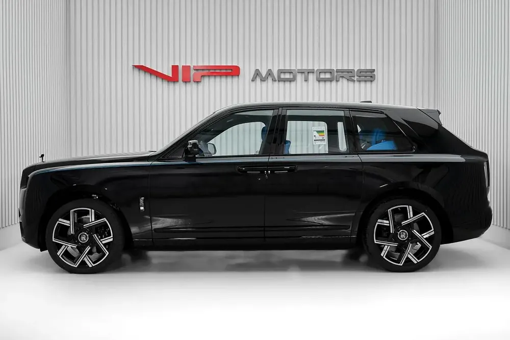 ROLLS ROYCE CULLINAN BLACK BADGE, 2026, GCC, WARRANTY AND SERVICE CONTRACT, ZERO KM - Image 8