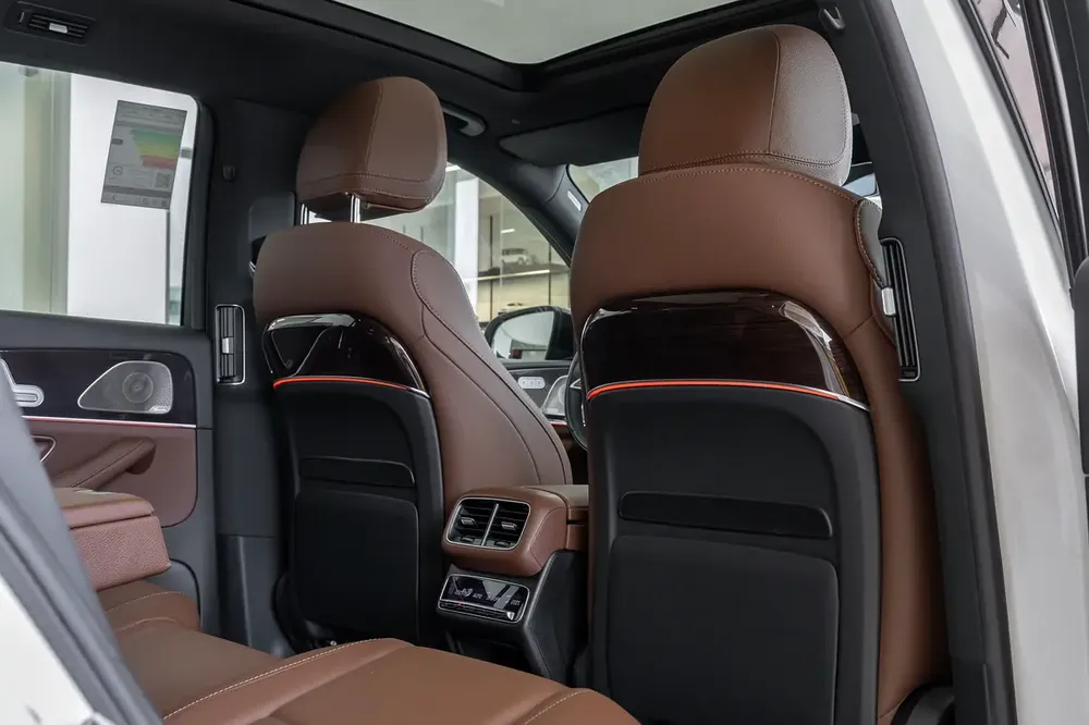 Mercedes-Benz AMG GLS450 SUV | New Facelift | GCC | 2024 (EXPORT) - Image 17