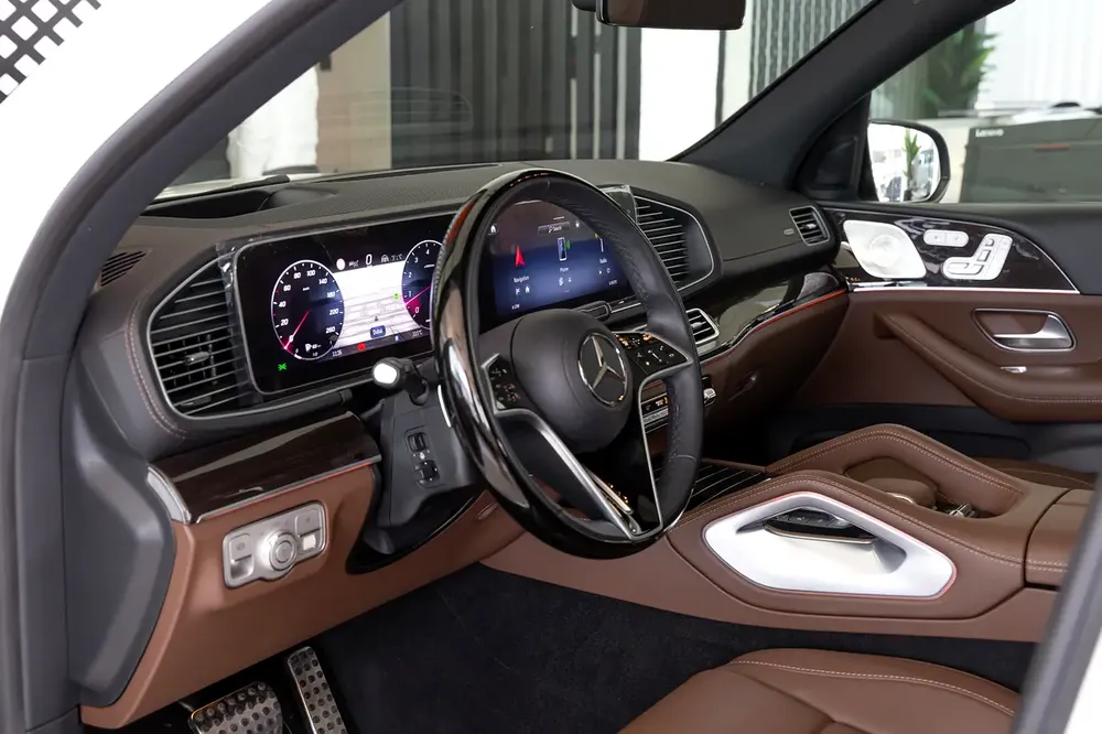 Mercedes-Benz AMG GLS450 SUV | New Facelift | GCC | 2024 (EXPORT) - Image 18