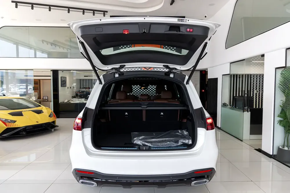 Mercedes-Benz AMG GLS450 SUV | New Facelift | GCC | 2024 (EXPORT) - Image 20