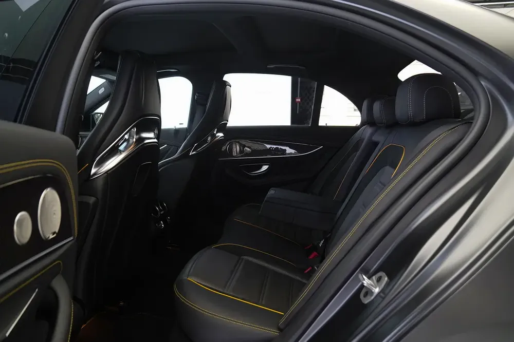 E 63 S AMG | FINAL EDITION 1 OF 999 | MATT BLACK | BURMESTER AUDIO | CARBON INTERIOR - Image 11