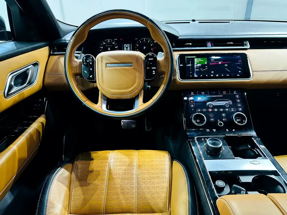 2018 Land Rover Range Rover Velar R-Dynamic HSE - GCC Specs - Image 13