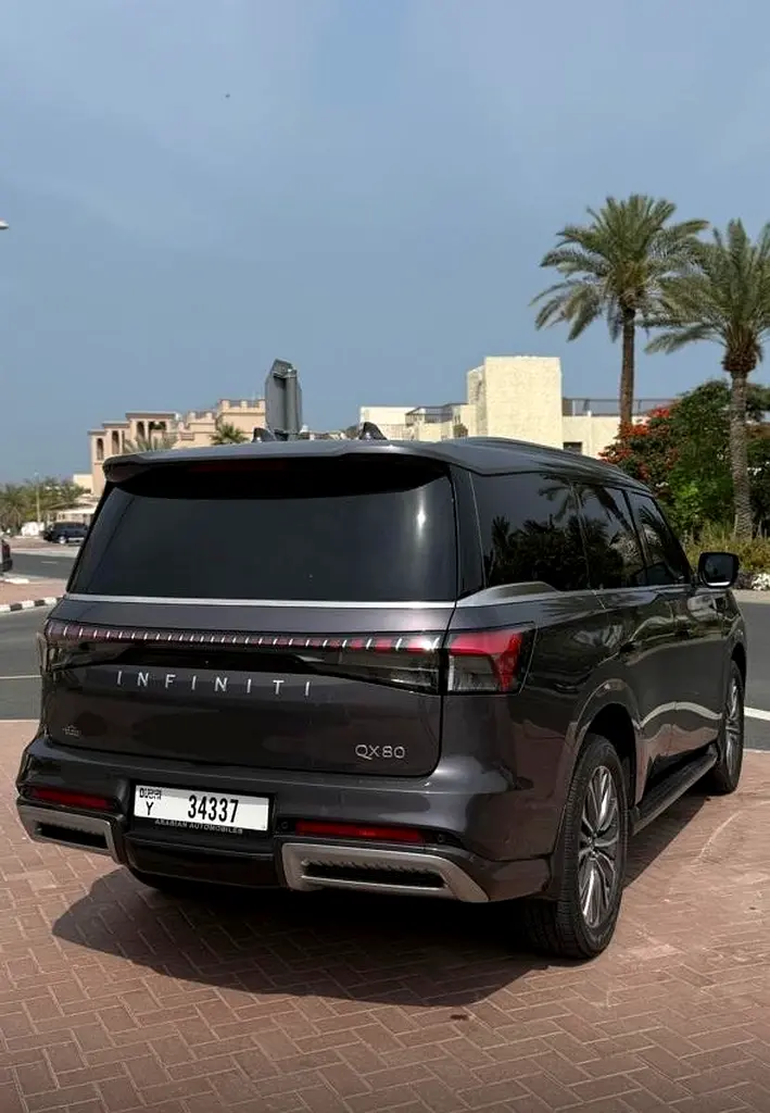 Clean Car QX80 - Image 4