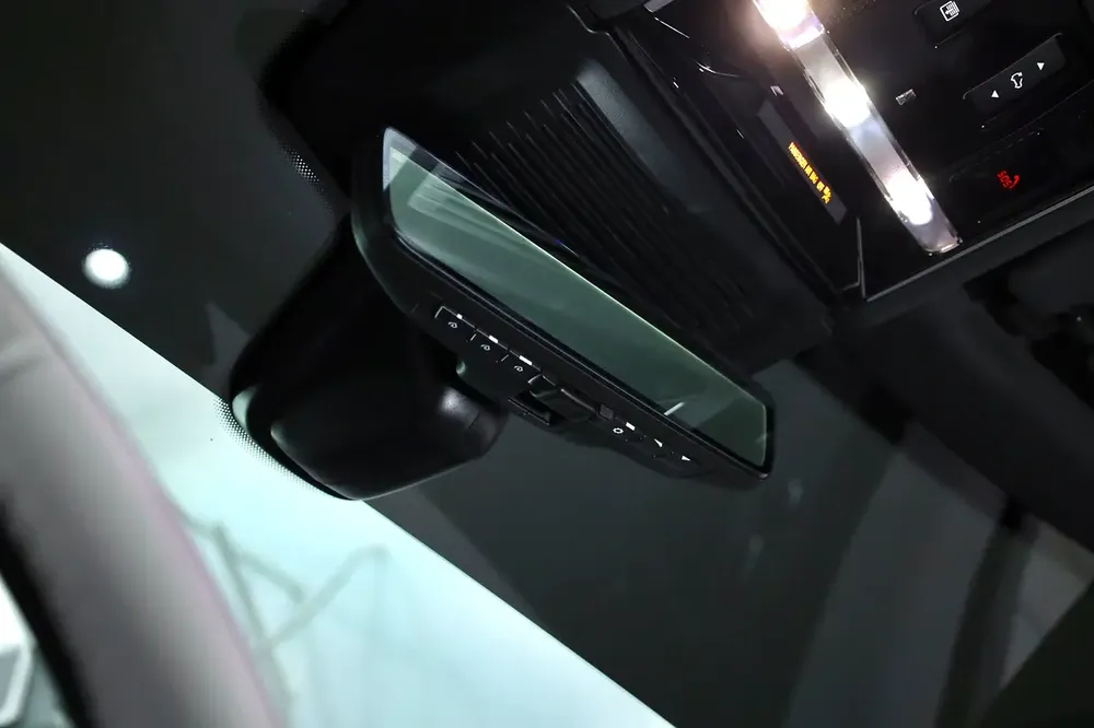 RANGE ROVER SPORT HSE DYNAMIC BLACK EDITION - V6 P400 - FULLY LOADED - Image 19