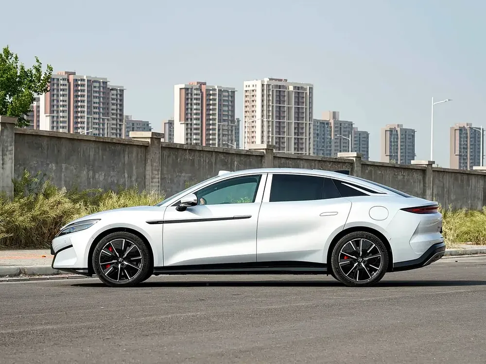 BYD HAN L EV 701KM LiDAR Premium Edition | 2025 - Image 4