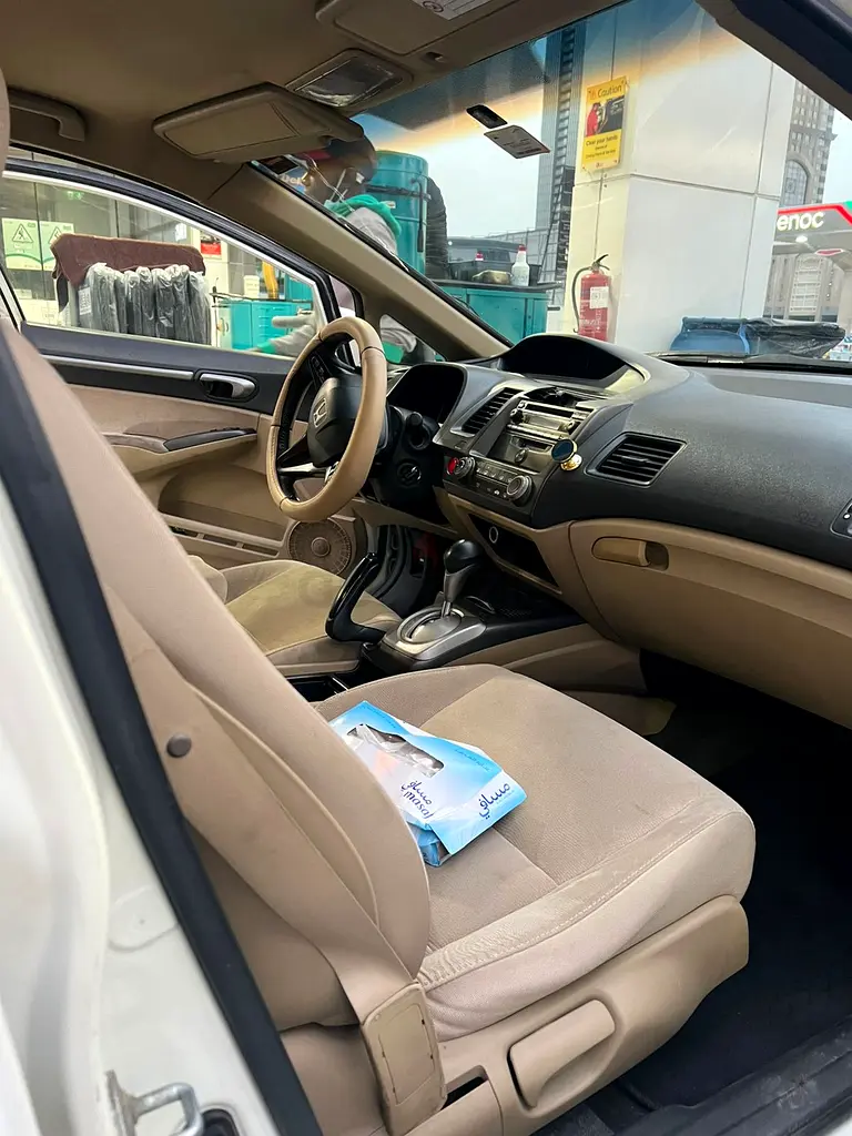 Honda Civic- EXI - Image 5