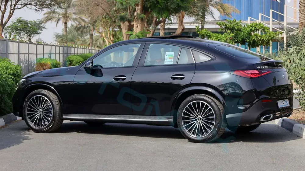 2026 Mercedes-Benz GLC 200 Coupe AMG 4Matic EQ Boost GCC 0Km With 2 Years Warranty Unlimited Mileage - Image 5