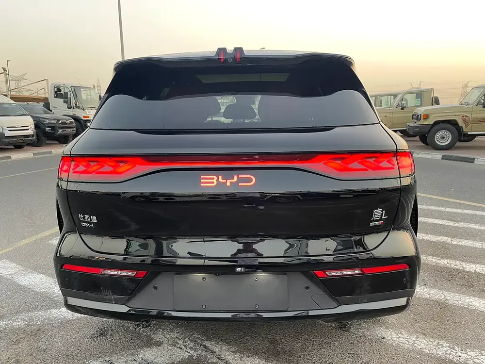 BYD Tang L DM-I FLAGSHIP RWD - Image 7
