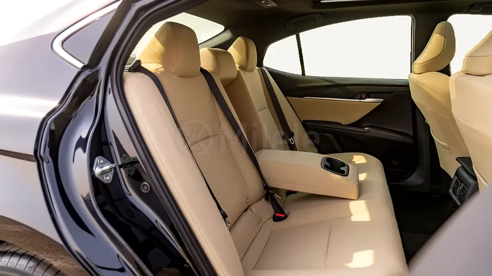 TOYOTA CAMRY LE | 2-YEAR WARRANTY + SERVICE AVAILABLE | IN-HOUSE FINANCING | 0% DOWNPAYMENT (BANK) - Image 18