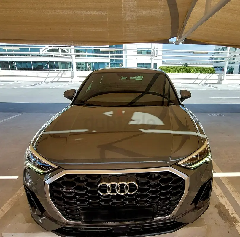 Audi Q3 40 TFSI quattro Design 2022 | GCC Specs | Low Mileage - Image 4