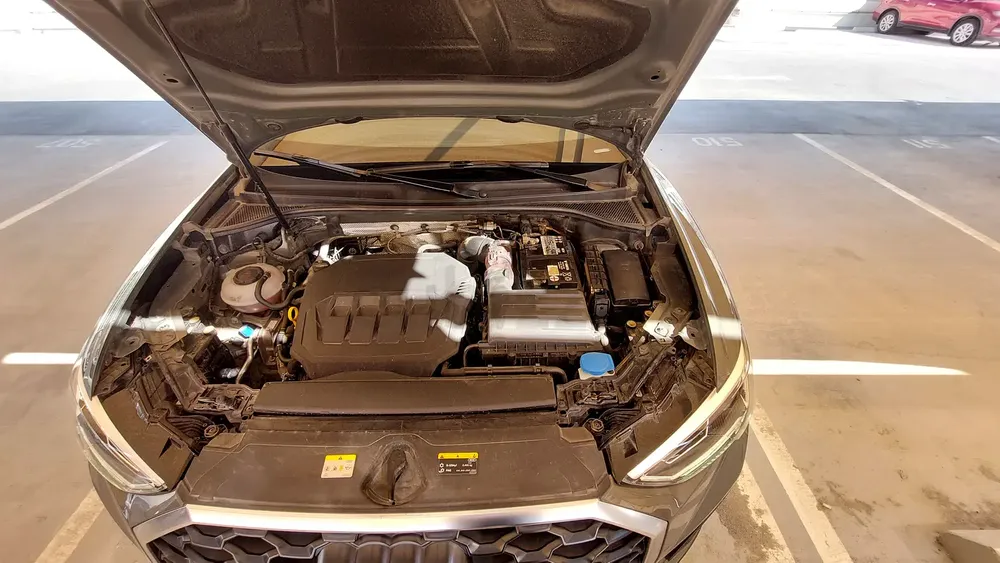 Audi Q3 40 TFSI quattro Design 2022 | GCC Specs | Low Mileage - Image 9
