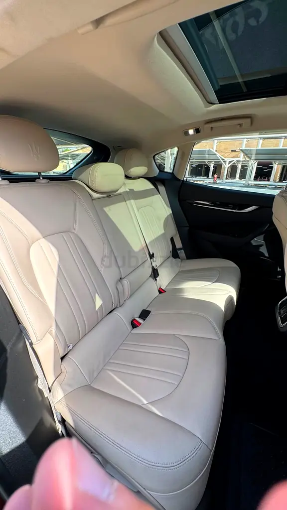 Maserati Levante Standard 2019 | GCC Specs | Low Mileage - Image 14