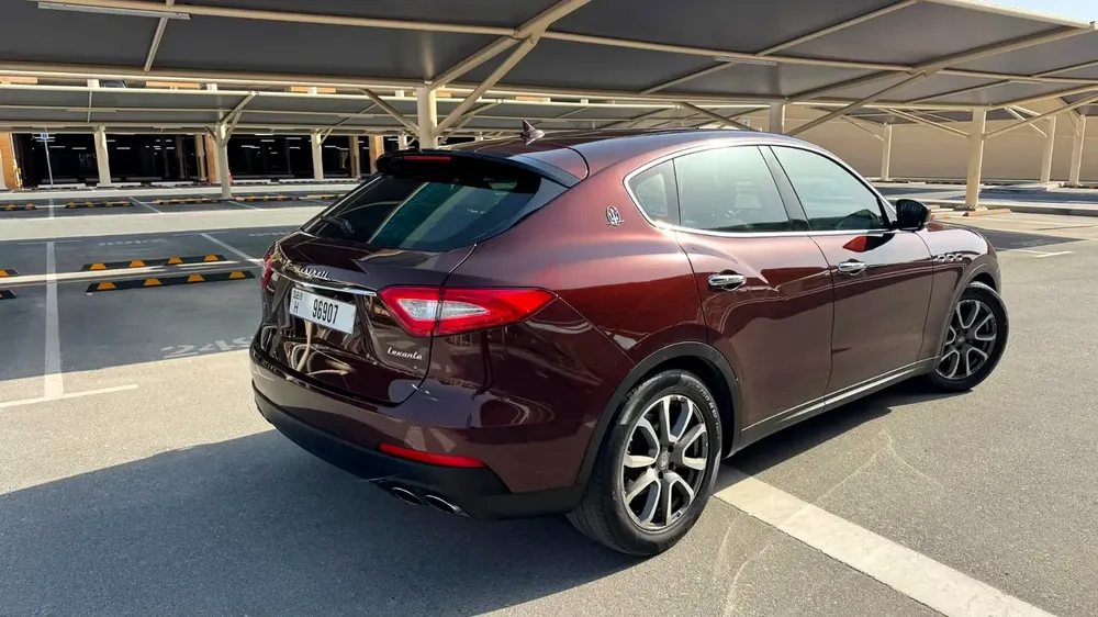 Maserati Levante Standard 2019 | GCC Specs | Low Mileage - Image 5