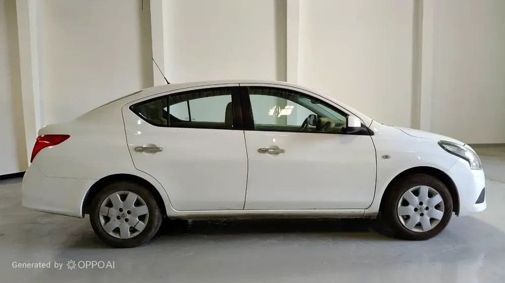 NISSAN SUNNY SV-1.5L-2023-GCC-0% DOWN PAYMENT-FINANCE 5 YEARS-6047 - Image 4
