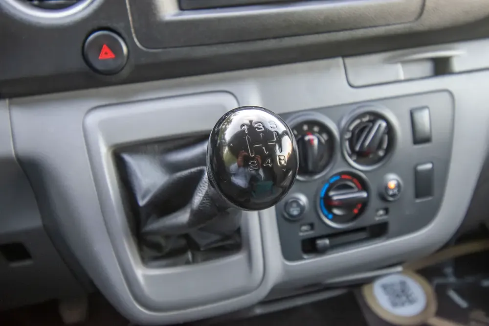 2016 Nissan Urvan | Delivery Van | GCC Specs | Ref#N03549 - Image 14