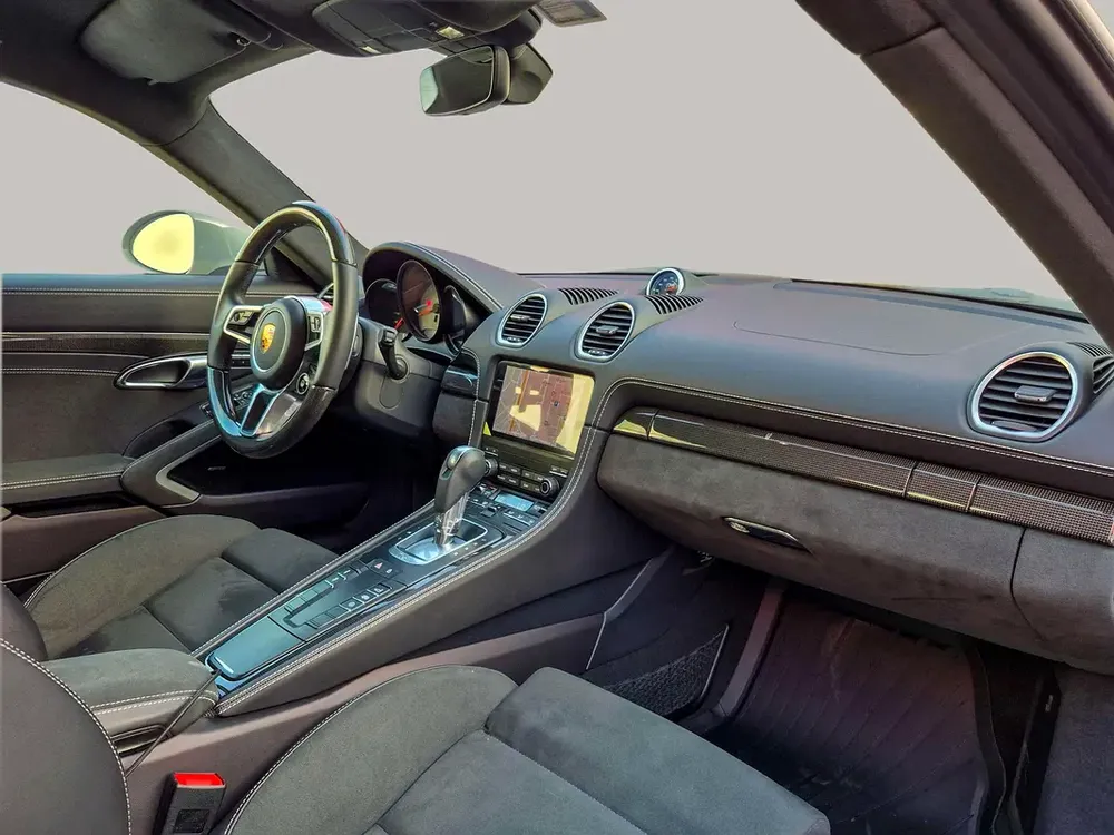 AED 6230/month | 2024 Porsche 718 Cayman GTS | GCC Specs | Ref#467190 - Image 11