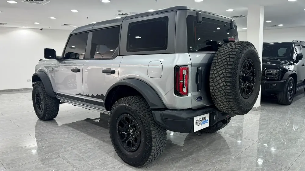 Ford Bronco Wildtrak Sasquatch - Agency Warranty and Service Contract Included - Image 6