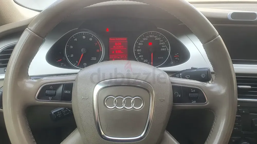 Audi A4 - GCC- No accident - Image 6