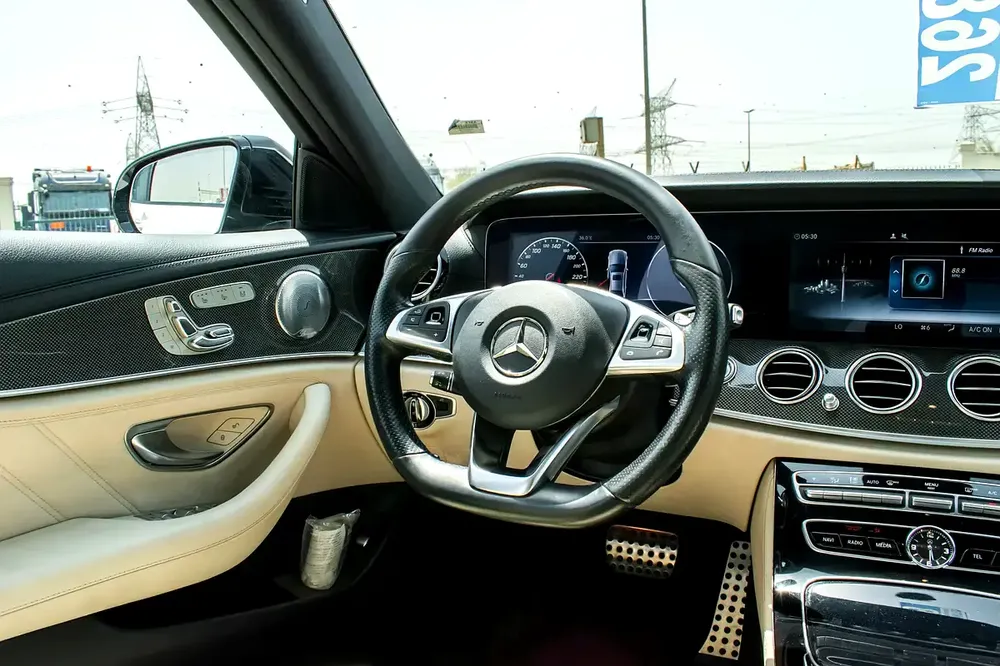 2017 - BENZ E43 - IMMACULATE CONDITION - ONLY 58,000 KM - Image 13