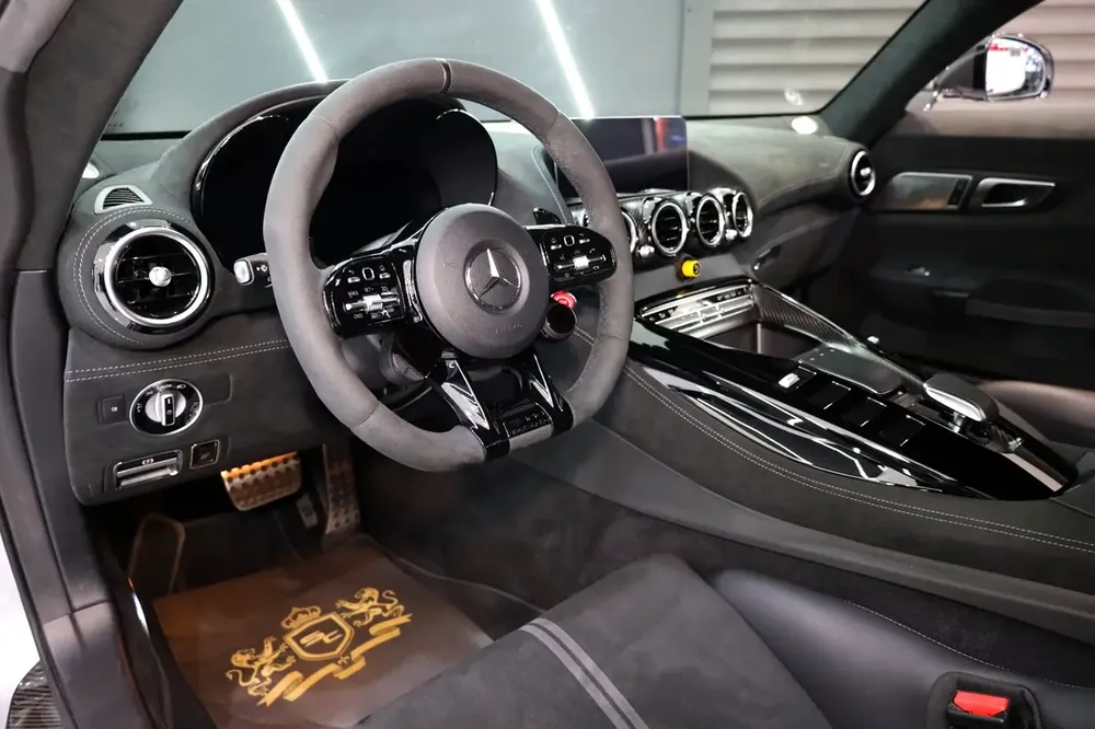 2022 Mercedes-Benz AMG GT Black Series, Full Carbon Fiber Body Kit, AMG Track Package!! - Image 5